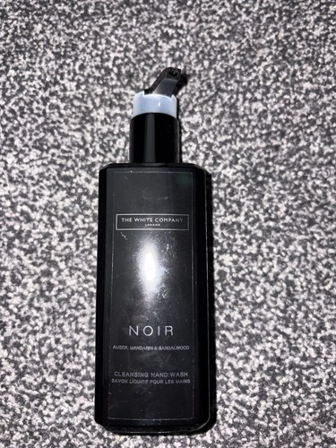 The white company noir hand - the,